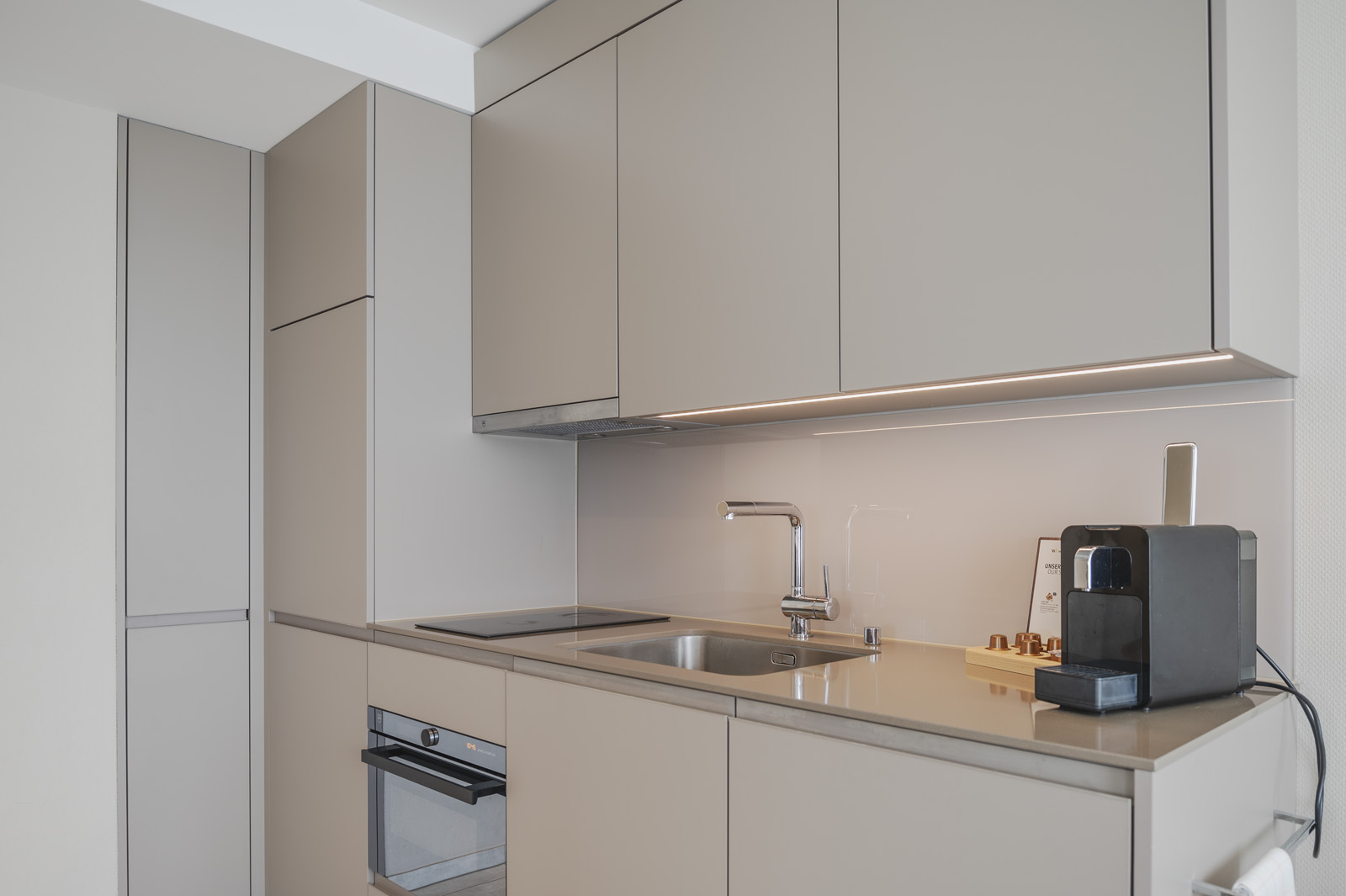 Zurich apartment bathroom